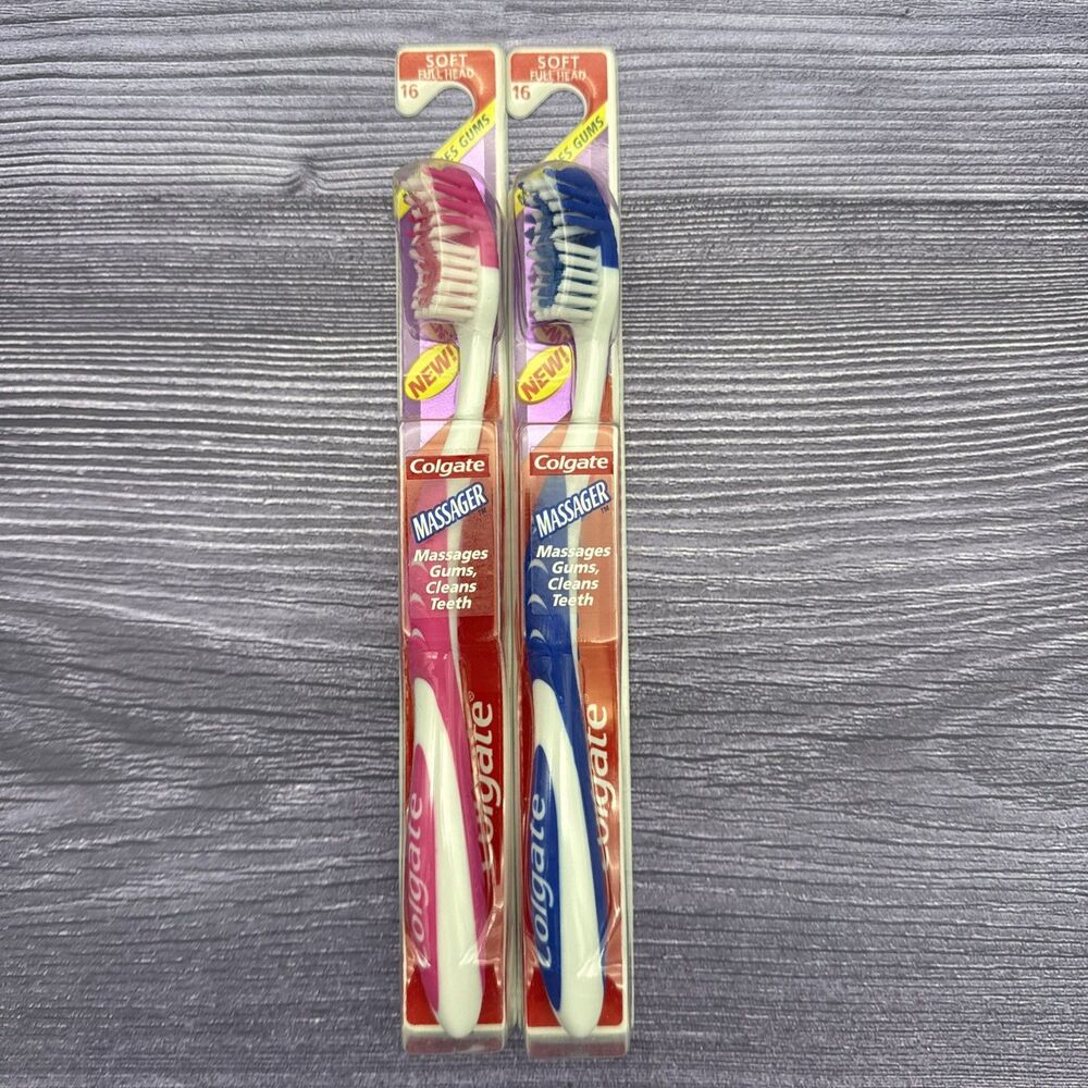 2 LOT Colgate MASSAGER Soft FULL Head (16) Toothbrush Massaging Gums VGT USA
